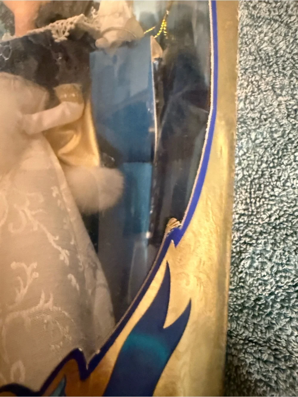 Snow White Holiday Princess Barbie Mattel # 19898  Disney NRFB Box Damaged